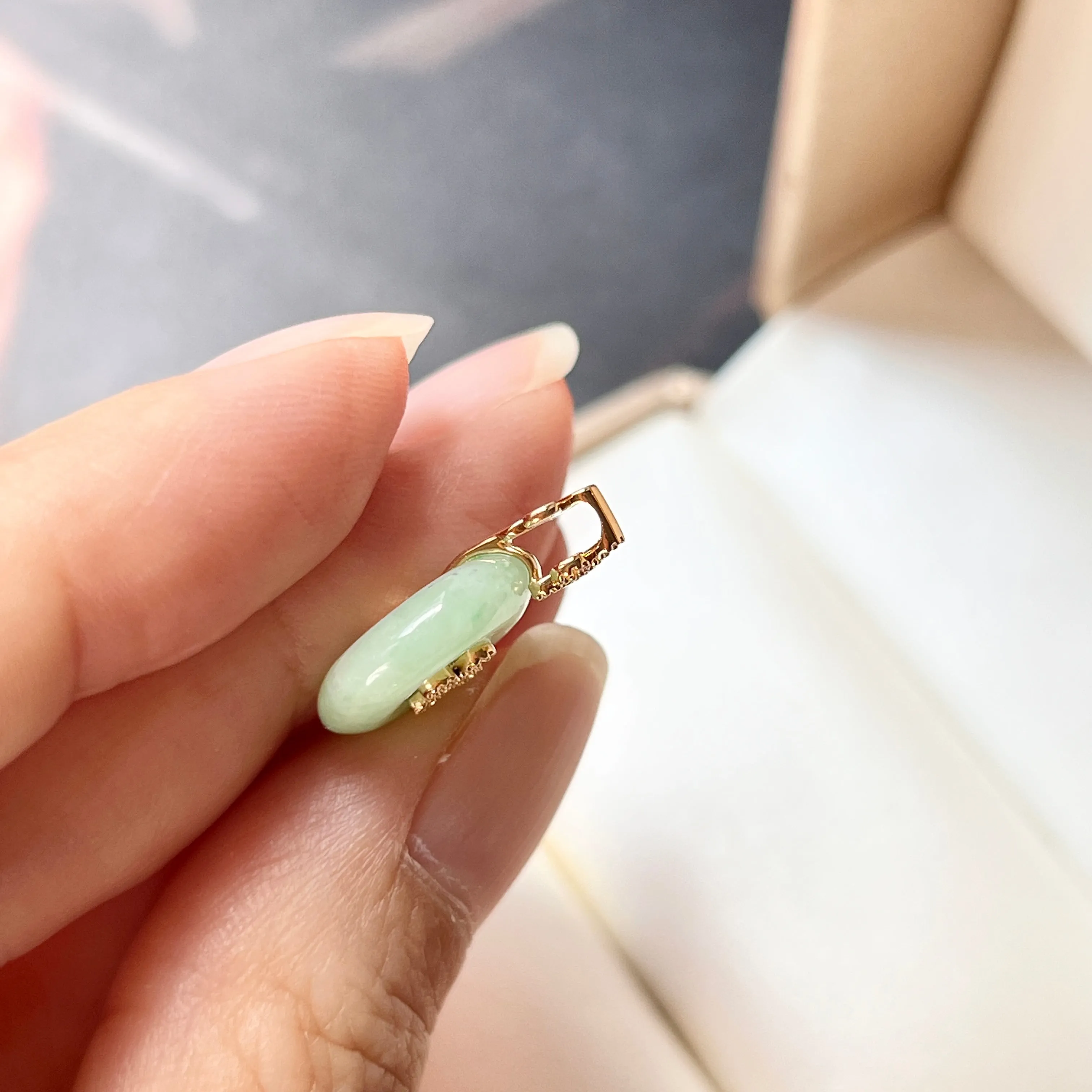 A-Grade Jadeite M.Petals Lilac Flower Donut Pendant No.172082