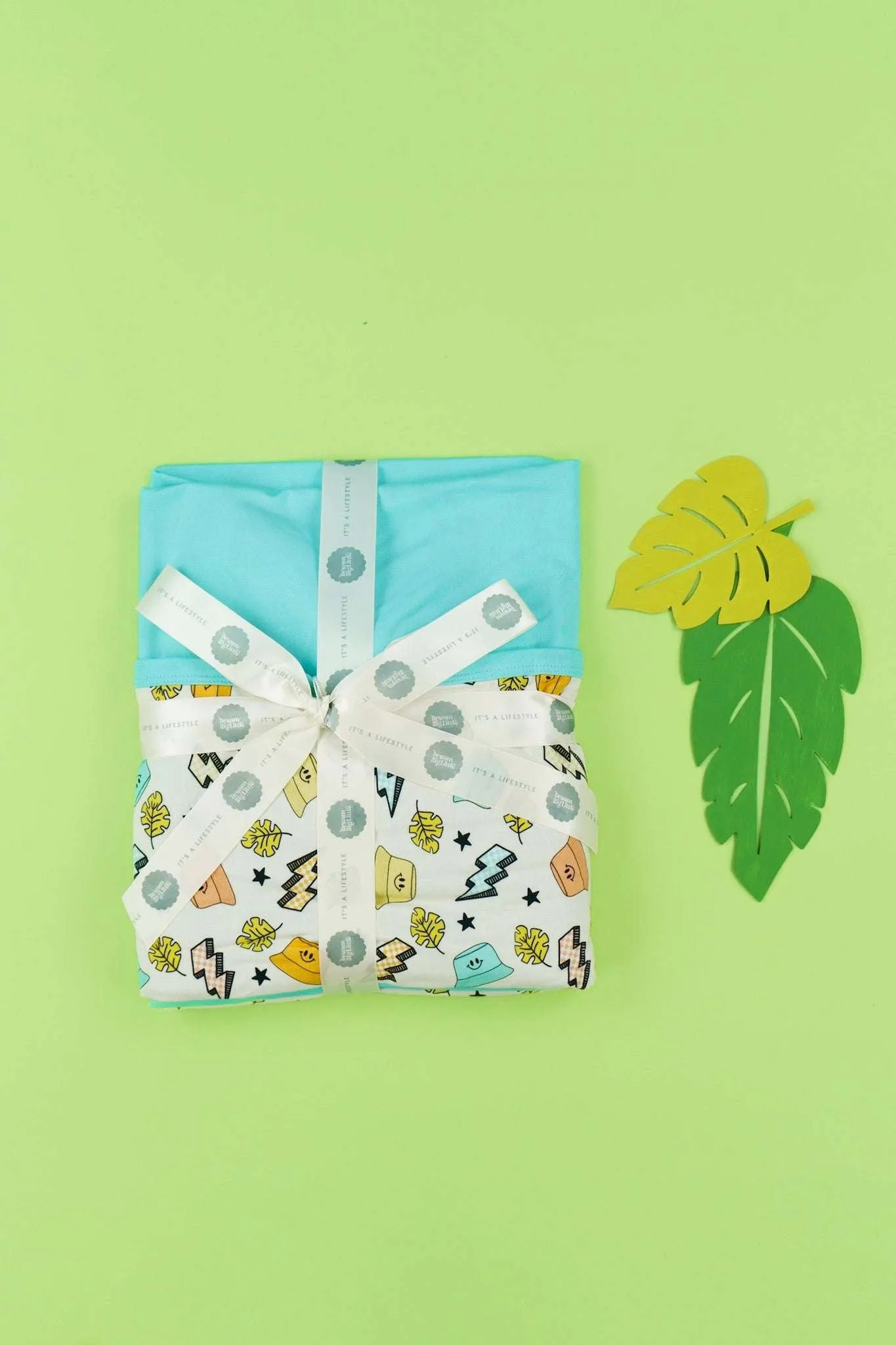 Bolting to the Beach Dream Blanket