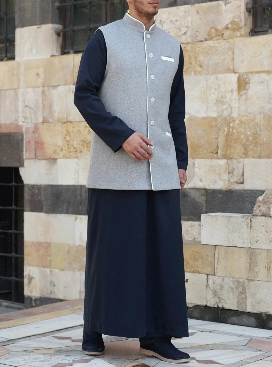 Contrast Trim Wool Waistcoat
