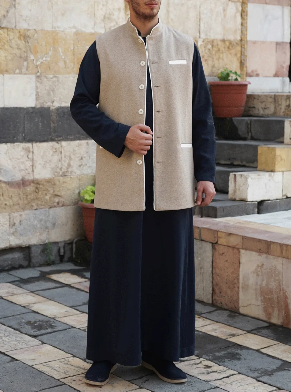 Contrast Trim Wool Waistcoat