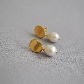 Gold baroque pearl earrings
