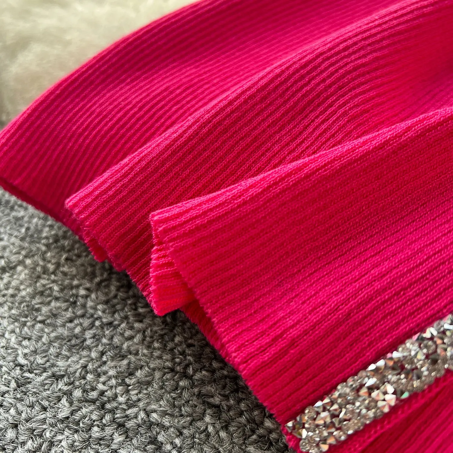 SINGREINY Senior Luxury Slim Dress Ladies O-Neck Bodycon Sequins Split Chic Design Summer Fashion Knitted Women Sexy Midi Dress